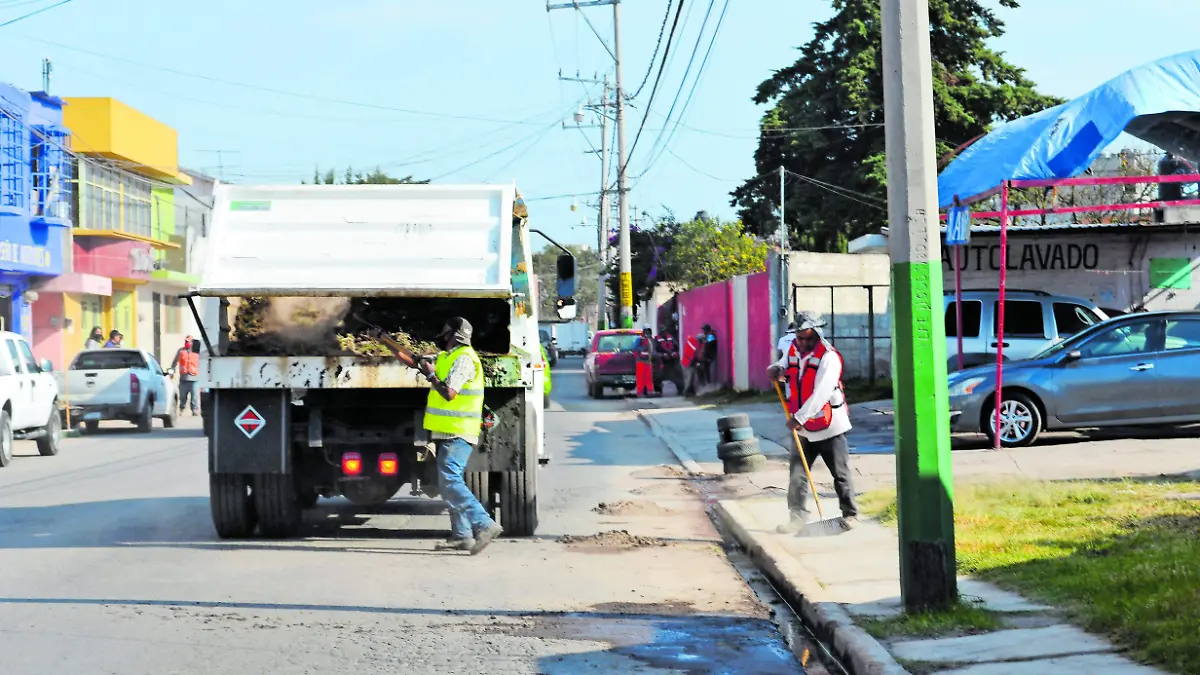 3 ESTABAN ACOSTUMBRADOS A RIQUEZAS _ JAFET TERRAZAS_CMYK